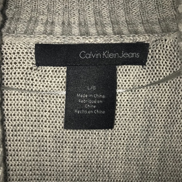 Cardigan - Picture 2 of 4